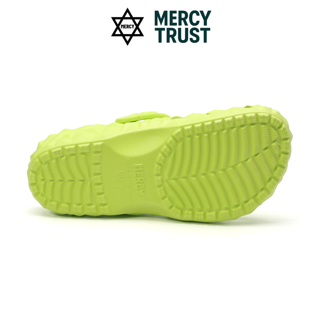 Dép sục MERCY TRUST Kim Cương MC01 chất liệu EVA Êm nhẹ, Chống trượt Tặng Vớ