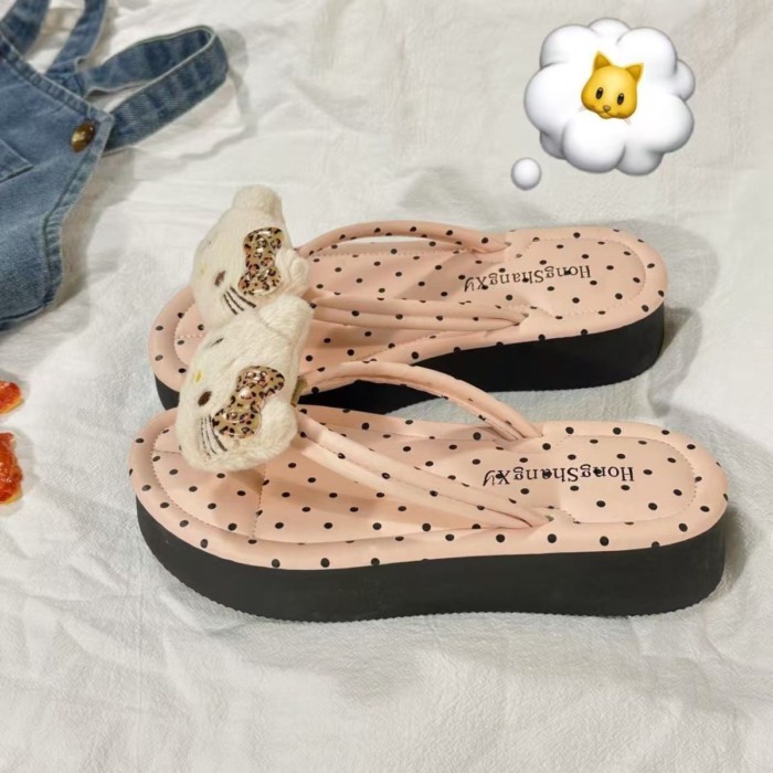Dép xỏ ngón đế dày màu kem cho bé gái đi biển Dép xỏ ngón thoáng khí chống trượt