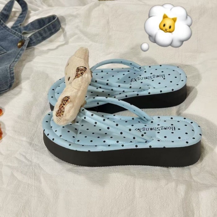 Dép xỏ ngón đế dày màu kem cho bé gái đi biển Dép xỏ ngón thoáng khí chống trượt