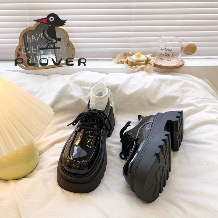 Giày đế bệt đế giữa, giày da buộc dây