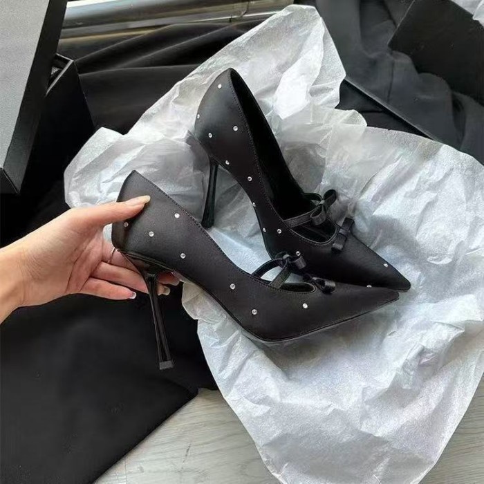 Giày đơn đẹp đính nơ và đính đá, giày cao gót nữ màu đen, gót thon và mũi nhọn không làm mỏi chân