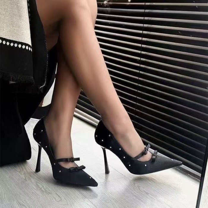Giày đơn đẹp đính nơ và đính đá, giày cao gót nữ màu đen, gót thon và mũi nhọn không làm mỏi chân