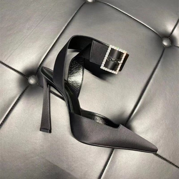 Giày sandal cao gót mũi vuông khóa vuông màu đen dành cho nữ