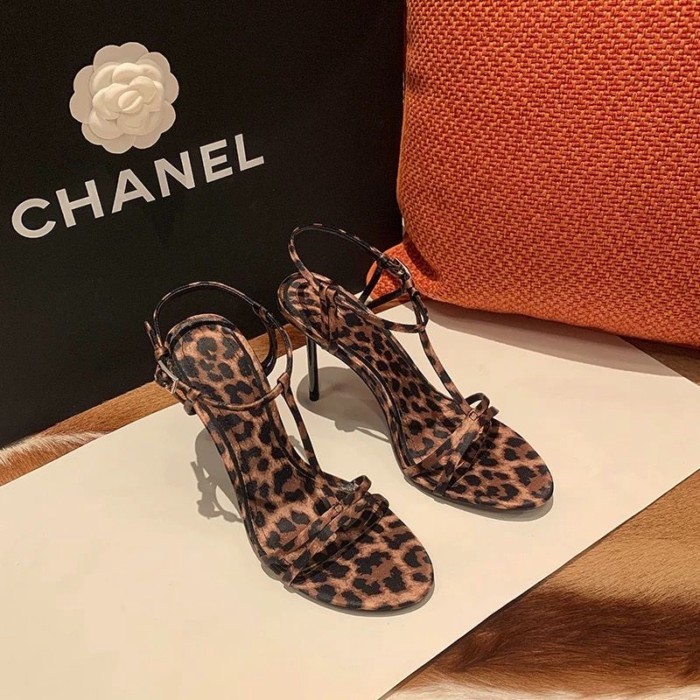 Giày sandal nữ quai ngang gót nhọn kiểu La Mã cổ tích