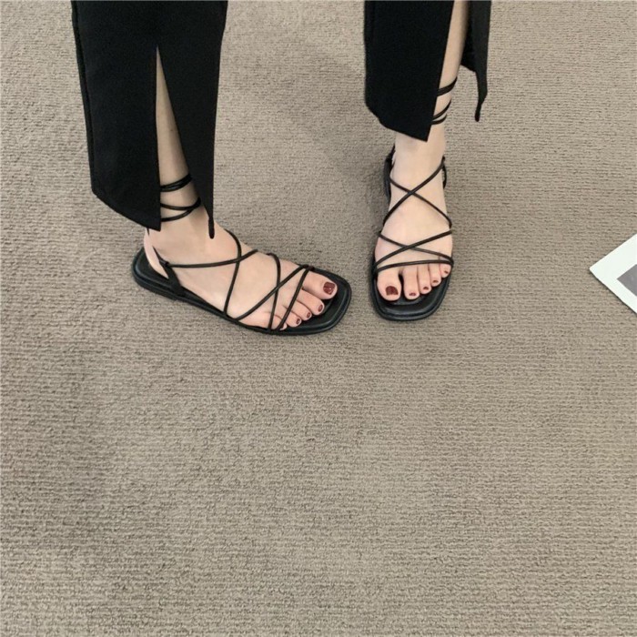 La Mã Giày Sandal Nữ Mùa Hè Ins Đa Năng Đáy Bằng Sinh Viên Phong Cách Hàn Quốc Thiết Kế Quai Cổ Tíc