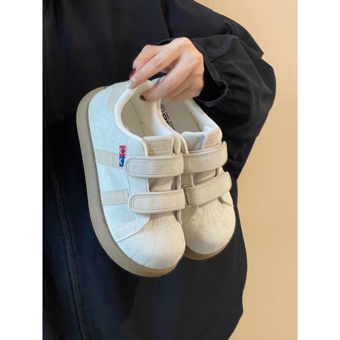 Wasteland Birkenstock Bubble Velcro Capibala Giày thể thao rèn luyện đạo đức thông thường