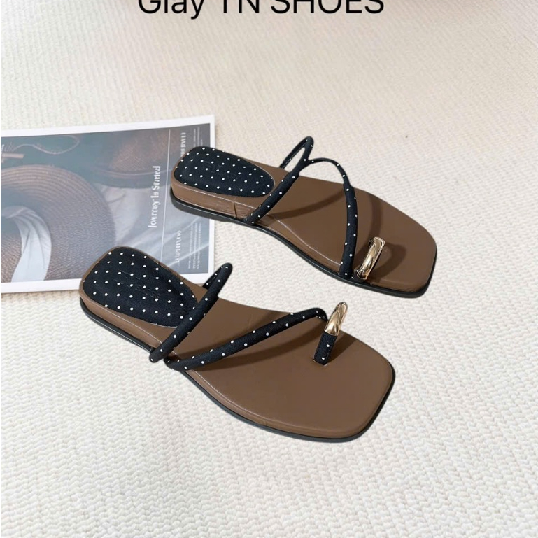 dép Nữ Xỏ Ngón Chấm Bi TN SHOES, Dép Quai Mảnh Phối Khóa Kim Loại Mũi Vuông Êm Chân Đi Chơi Đi Biển DX01